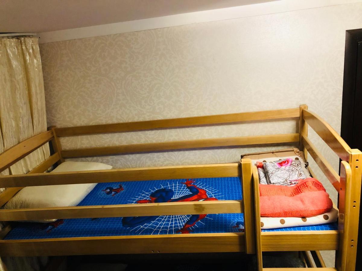 Sev group hostel Jerevan Buitenkant foto
